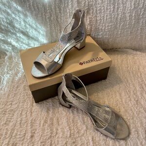 NWT!! Patrizia silver rhinestone sandals